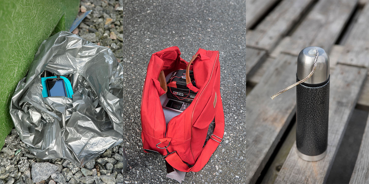 Tre olika slags sprängladdningar. Den första en mobil, den andra i en väska och den tredje en termos,