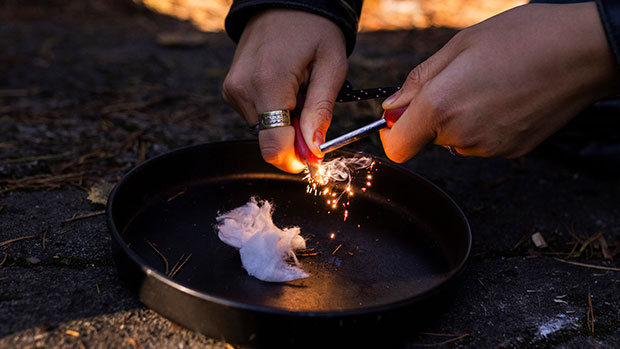 Egenberedskap – hur man tänder en brasa. 