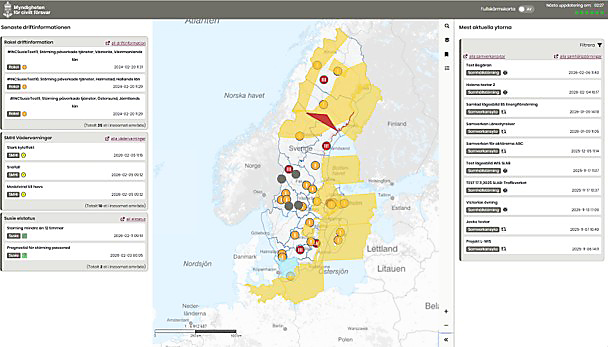 Skärmklipp från WIS med en översiktskarta över Sverige som visar aktuella händelser och driftstörningar markerade med färgade områden och symboler utifrån valda kartlager, samt listor över händelser vid sidan av kartan.